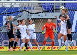 FC Carl Zeiss Jena Frauen Gegen FC Bayern Muenchen 05052025 33
